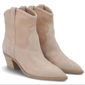 Dolce Vita Sama Suede Bootie NWT